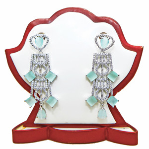 Stylish & Fashionable Earrings for Ladies